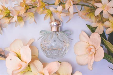 perfume con olor a jazmín y gardenia|perfumes de jazmín para mujer.